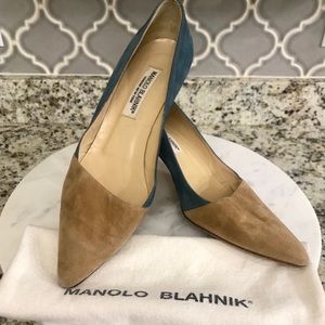 💕Manolo Blahnik Suede Heels💕